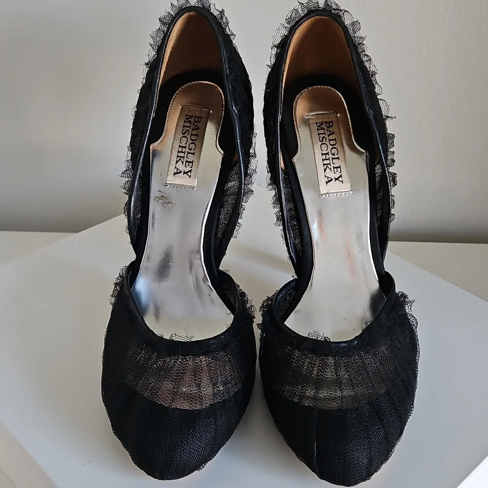 Badgley Mischka Women Heels size 7.5 Black 4.5 Inch Heel Pumps - Picture 2 of 8